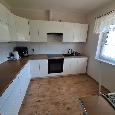 Dom Nad Jeziorem Narie Holiday home